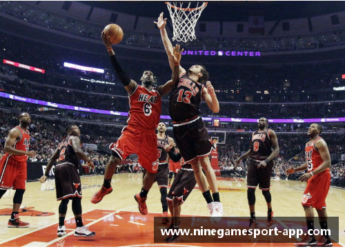 太阳客场逆转公牛，取得四连胜